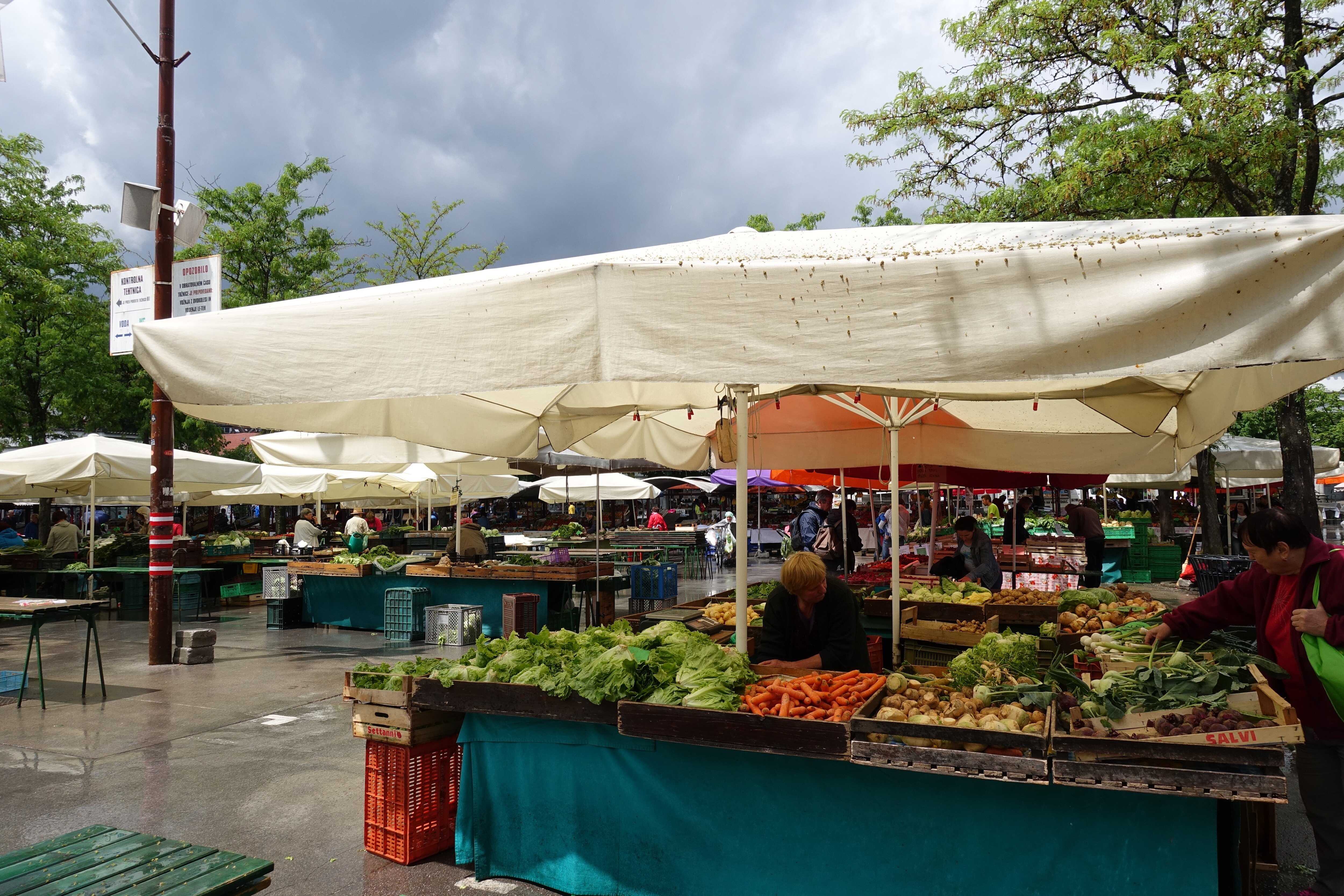 중앙시장(Central market)