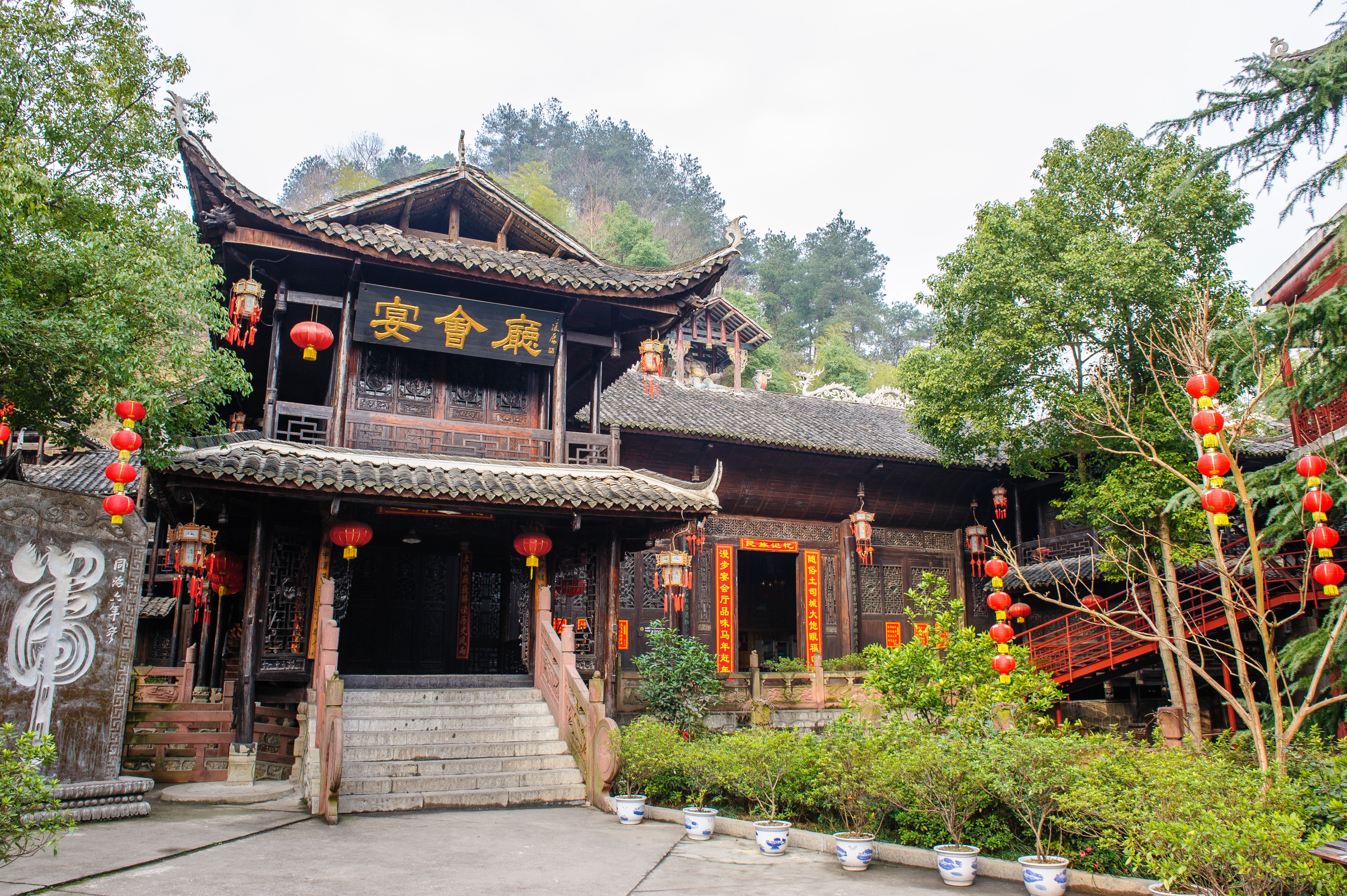 [홈쇼핑따라잡기][노팁/노옵션] 장가계/원가계 직항 4일 [월드체인투숙/칠성산/봉황고성]