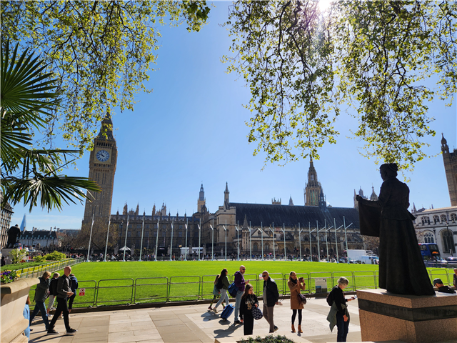 [출발확정] 서유럽 4국 11일 (영국/프랑스/스위스/이탈리아)<노팁/노쇼핑/에펠탑2층/세느강 유람선/파리야경/3대박물관/베니스 곤돌라/오르비에또>