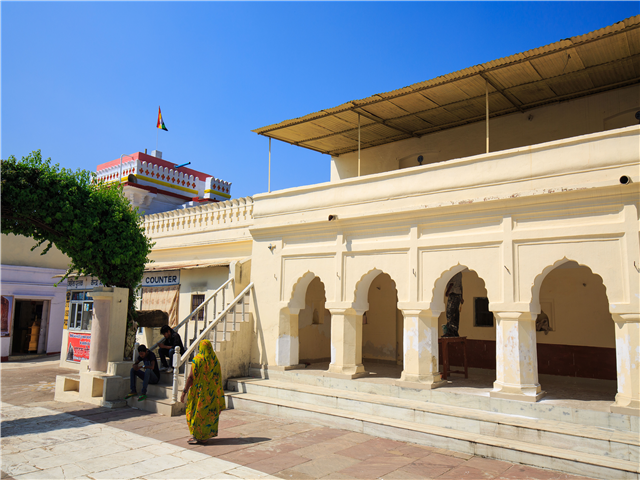 image4