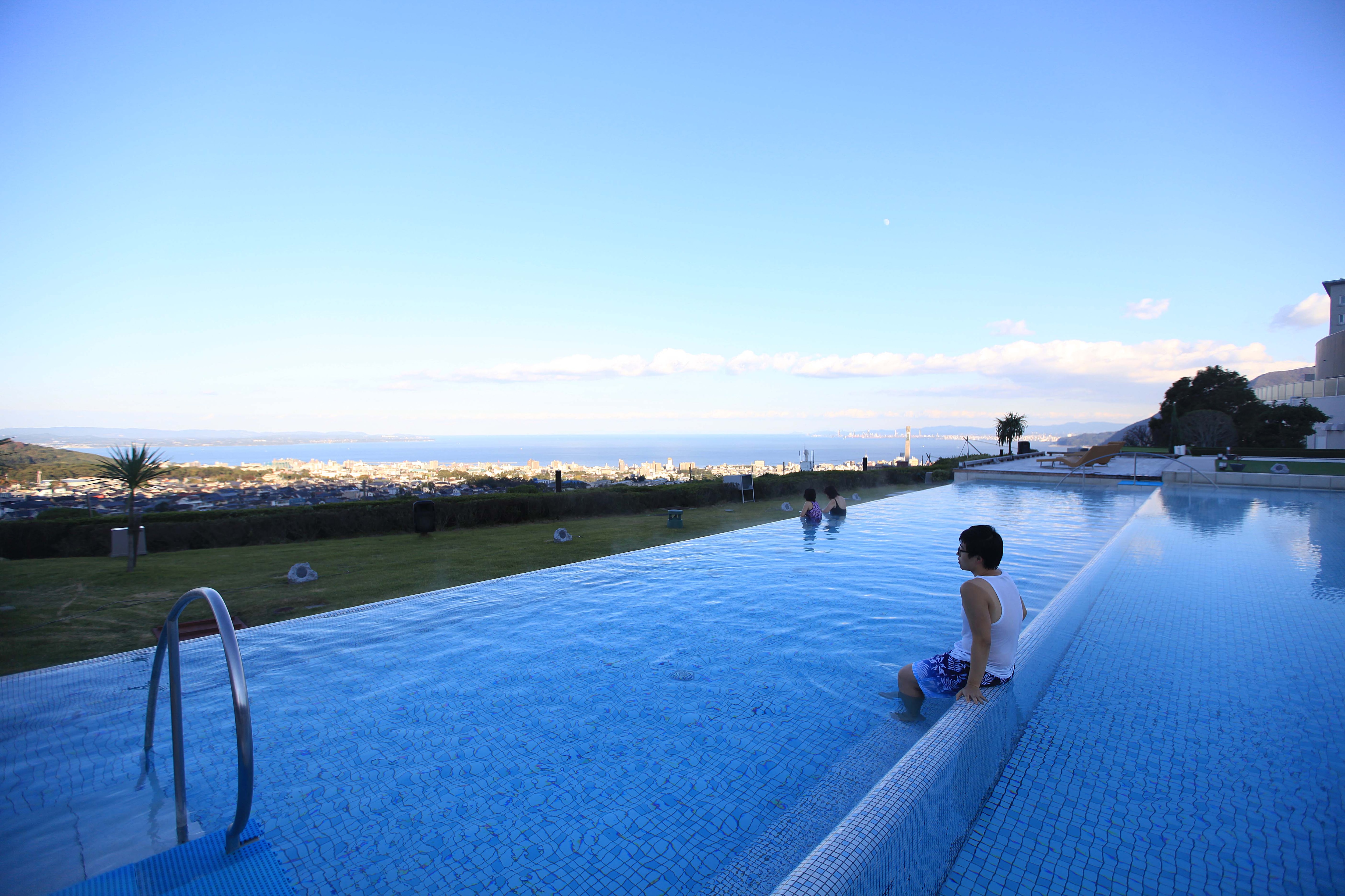 [특급 스기노이 호텔][노팁/노옵션] 큐슈/특식3회/ 후쿠오카/다자이후 3일 (온천욕+뷔페식+음료/주류 무제한)