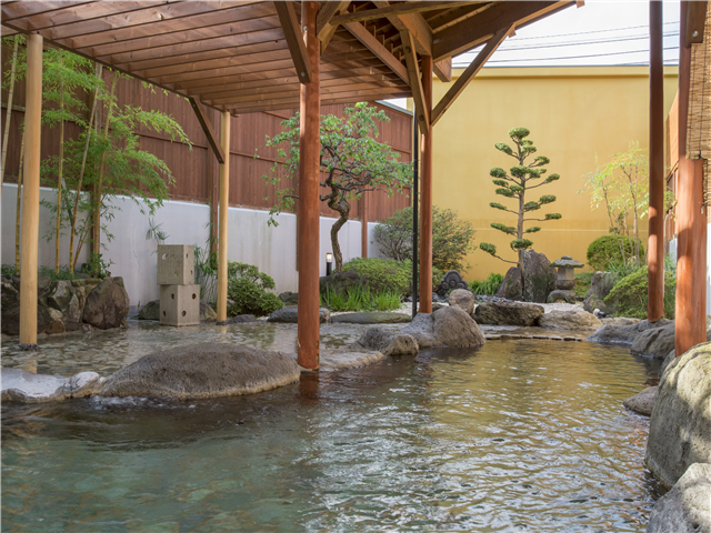 [출발확정][요즘 뜨는,매력소도시] 사가/우레시노/유후인 3일 (온천호텔1박+월드체인1박/술음료무제한+간식3회)