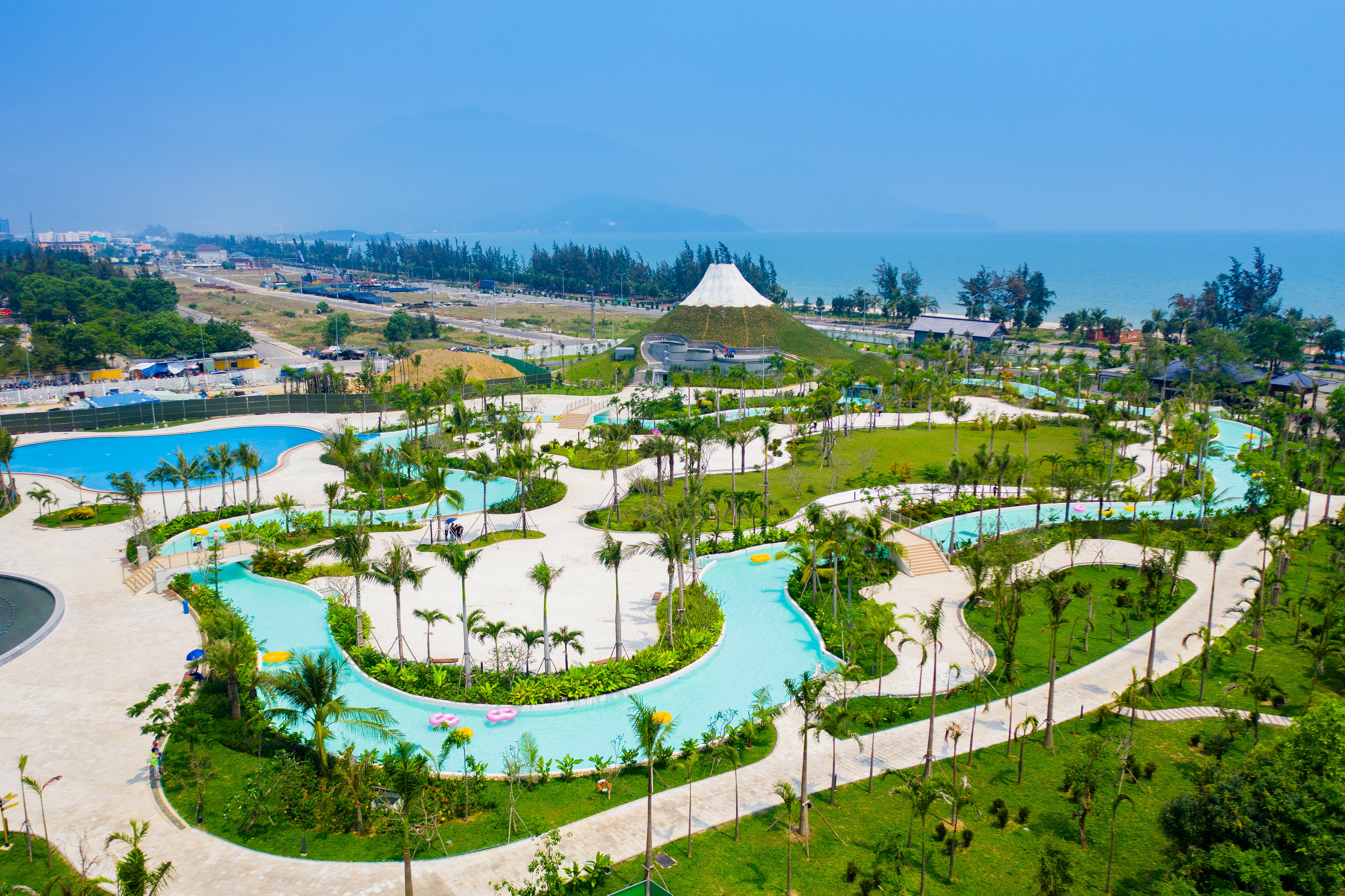 [픽업포함/3,4인가족형] 다낭 자유 5일 (미카즈키리조트 디럭스오션뷰/1일워터파크+온천)