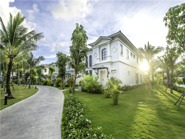 다낭/호이안/바나힐 (4명이상-우리끼리여행) 메리어트 논누억 풀빌라 패키지 5일 이미지