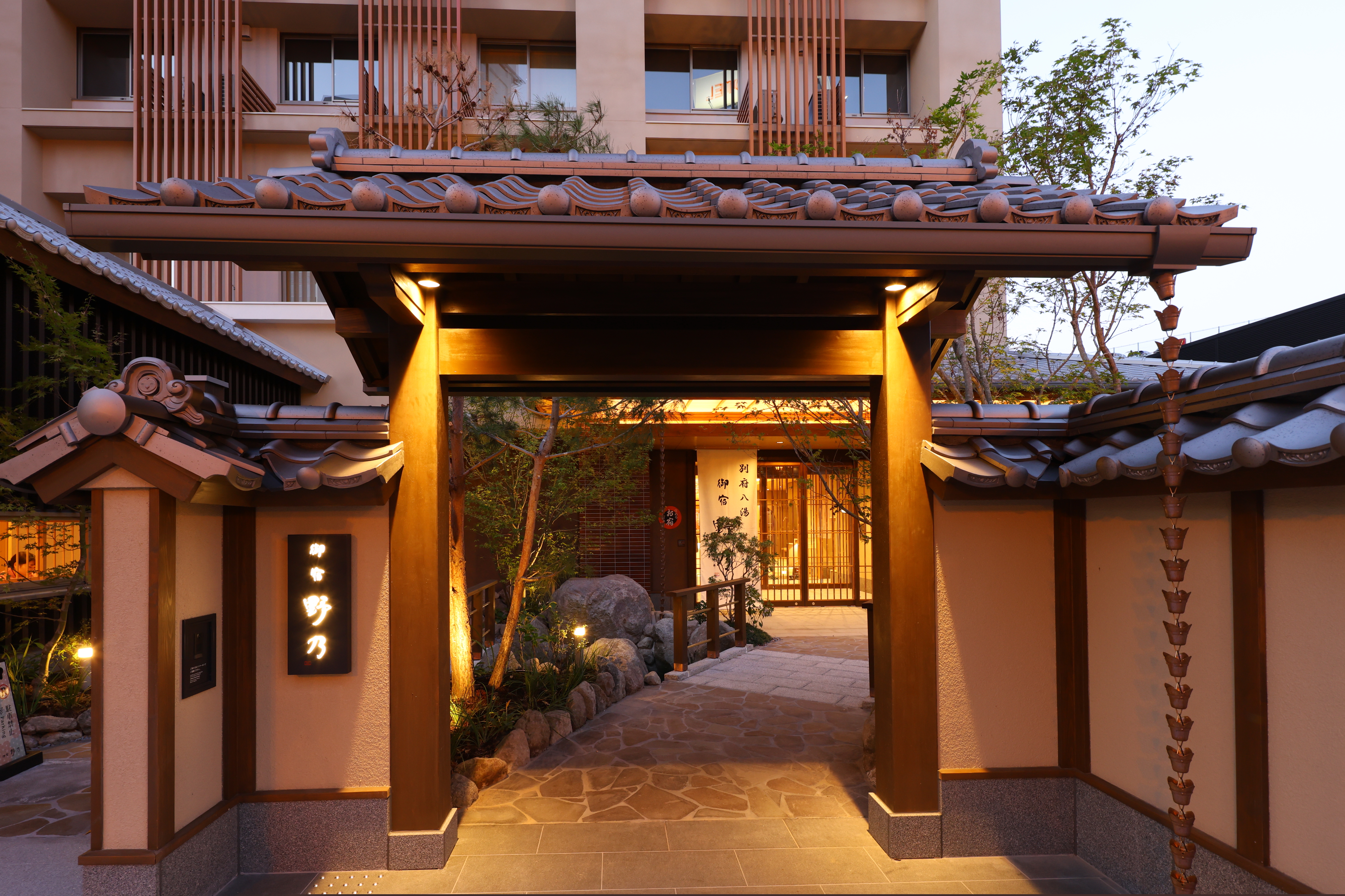 [대한항공X신규오픈 온천호텔] 후쿠오카/나가사키/구마모토 4일 (온천호텔 2박+가족탕+무제한대게뷔페) 이미지