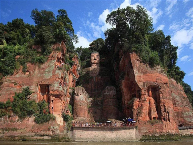 [등산회 최다판매상품] 성도 구채구 황룡 낙산대불 6일 <노쇼핑/노팁>